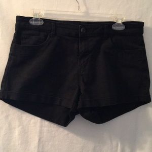 H&M Black Short Shorts